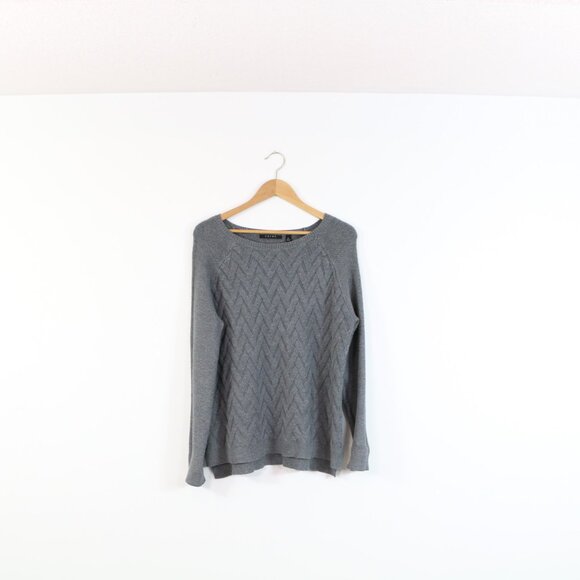 *Cyrus Grey Cable Knit Crew Neck Sweater - Picture 2 of 6